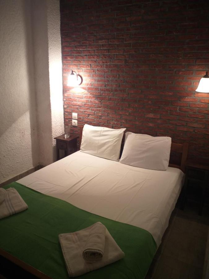 Cortessa Apartments นิกิติ ภายนอก รูปภาพ